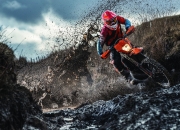 世界杯2026-世界杯关键积分战，加拿大横扫伊朗，C罗完成致命一击